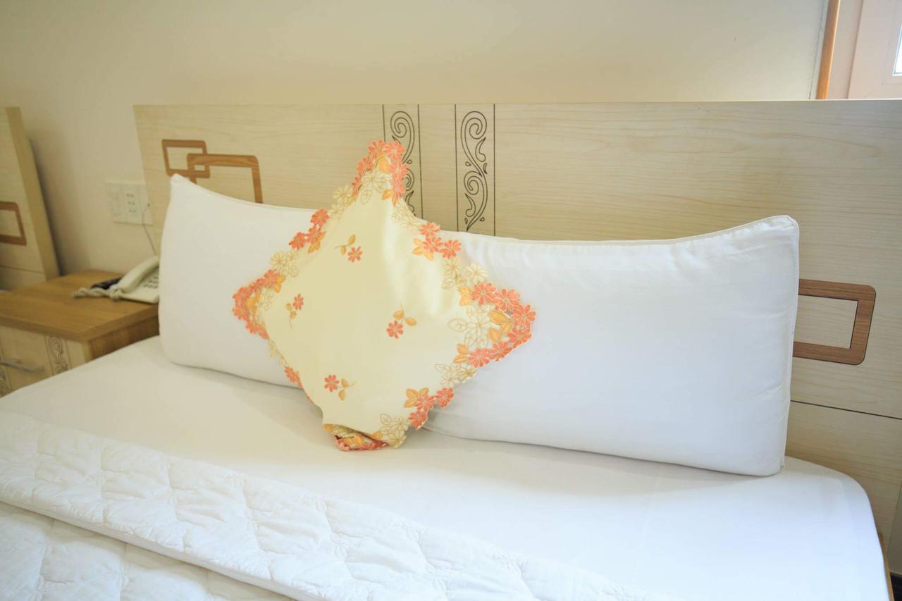 Jiny Tran Hotel Duong Dong  Buitenkant foto